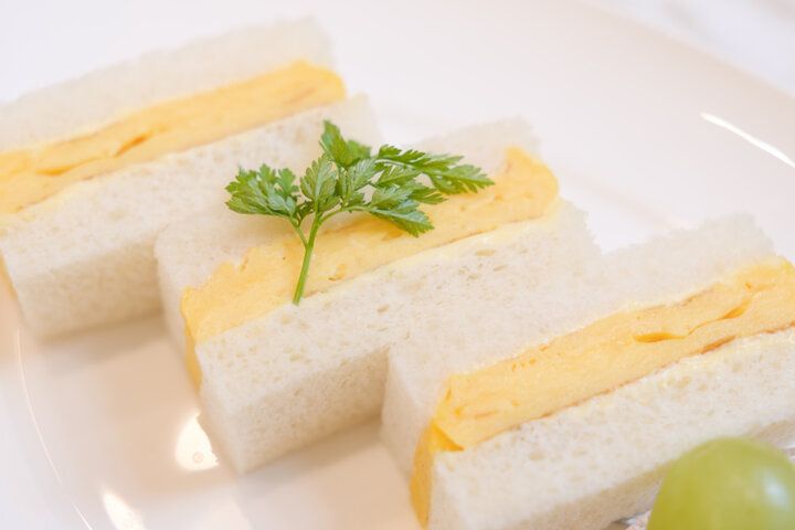 東京駅の赤レンガに包まれる特等席へ。「TOKYO STATION CAFE -THE NORTH DOME-」で楽しむカフェ時間♪