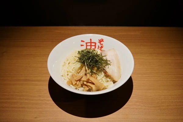 【福岡県福岡市】油そば専門店「東京麺珍亭本舗」が福岡進出！伝統の味に元「玄瑛」店長の技術が加わる