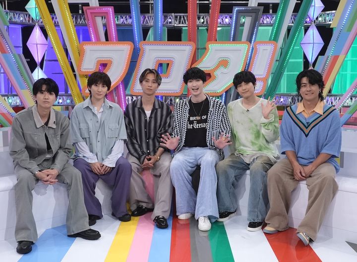 『ワロタ！SEASON2』に出演するSixTONES （C）Storm Labels Inc. width=