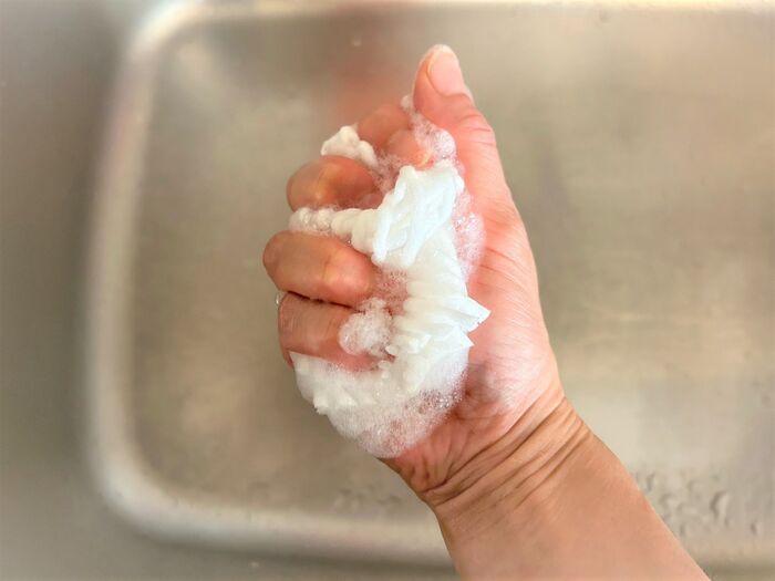 桃の『白いキャップ』捨てるの待って！家じゅうで活躍する裏ワザ6選を大公開♪
