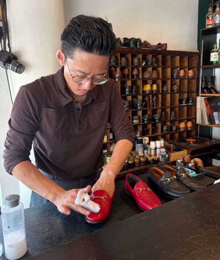 Y's Shoeshineの店主杉村さん