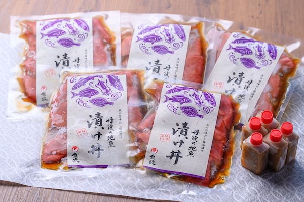 京丹後の地魚卸「魚政」が“フレンチ魚だし”で味わう新感覚漬け丼・カルパッチョを発売