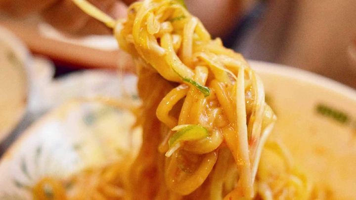 【日高屋裏ワザ】SNSで話題の汁なしラーメンアレンジの味
