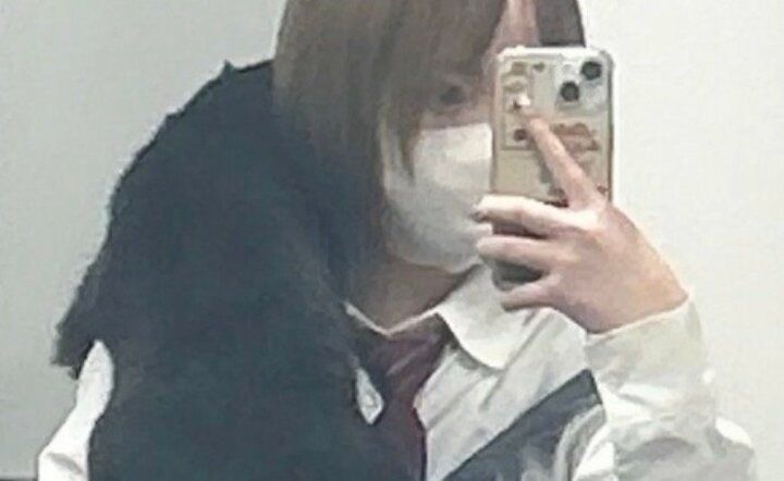【写真・画像】17歳で妊娠した現役女子高生シンママ、将来の夢を告白「まだ18歳なので…」 1枚目