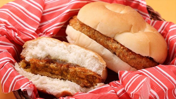 「カレーメンチカツバーガー カレーソース」