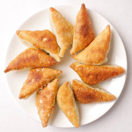 【東京都台東区】全国の有名人気餃子を食べ比べできる「おかちまちパンダ広場全国餃子まつり」開催！