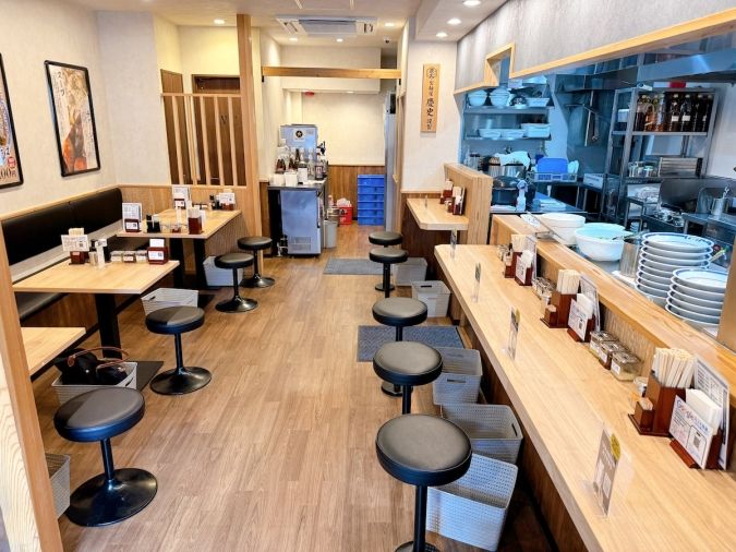 博多中華そば 幸ノ助 住吉本店 店内