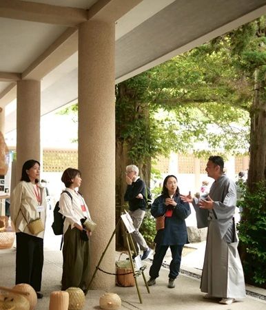 【神奈川県鎌倉市】鎌倉竹細工が「第五十八回・慈善茶会」で竹を使った光のフォトスポットを設営