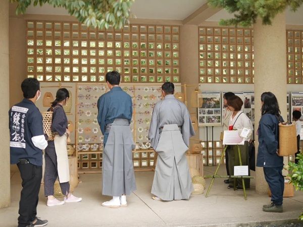【神奈川県鎌倉市】鎌倉竹細工が「第五十八回・慈善茶会」で竹を使った光のフォトスポットを設営