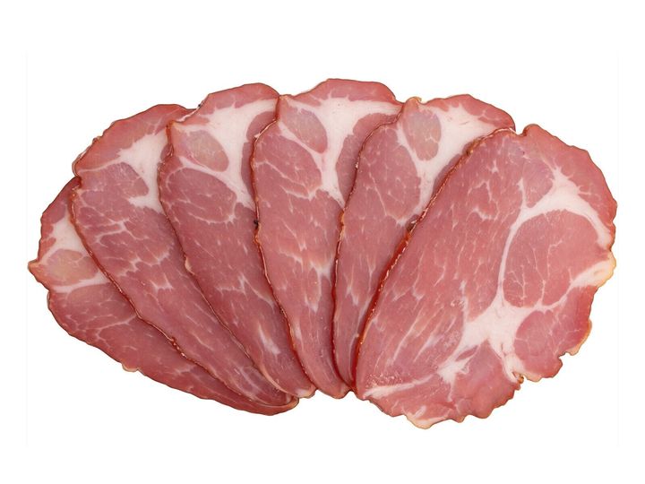 食品が健康に与える影響の話題では、お肉は特に板挟みになりがち。「スタミナがつくから食べた方がいい？」「脂っこいから控えた方がいい？」と悩む方もいるでしょう。実際にどちらが正しいのかを解説します。※サムネイル画像：PIXTA