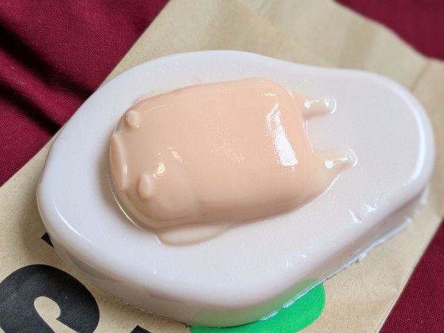 LUSH×サンリオ ぐでたまのボディソープ