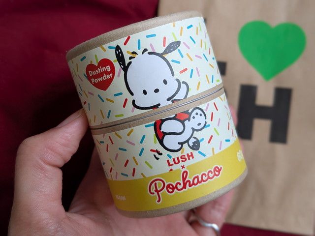 LUSH×サンリオ ポチャッコのボディパウダー容器