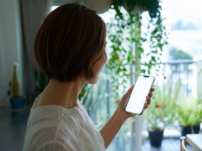 実はけっこう身近にある！スマホ充電器やイヤホンも…知らずに使うと危険な「リコール製品」の見分け方【消費者庁】