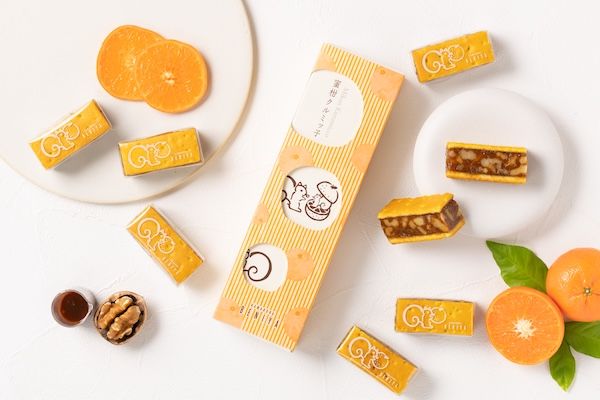 鎌倉紅谷の代表銘菓「クルミッ子」の新商品。温州みかんを使った「蜜柑クルミッ子」発売