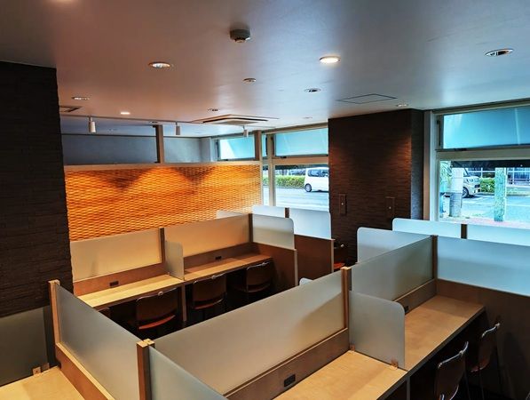 【長崎県松浦市】アミスタホテルに「コミックラウンジ」誕生！20種類以上のドリンク・スープバーも用意