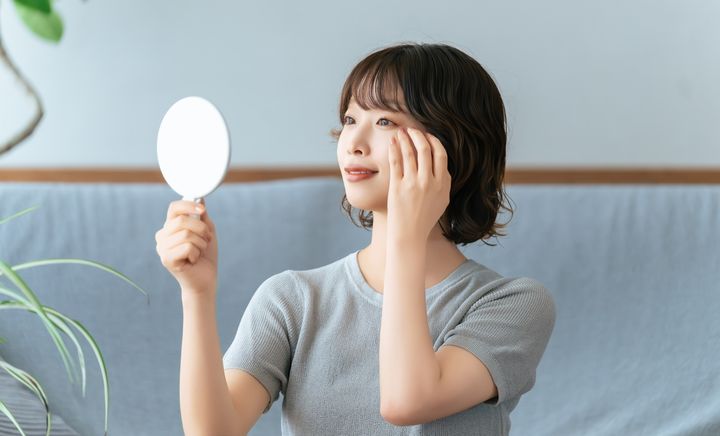 化粧直し前にも便利！乾燥が気になる部分にひと塗り
