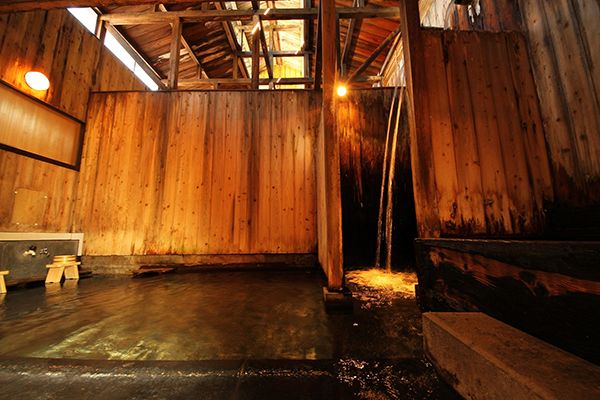 【山形県米沢市】名物・滝風呂がある白布温泉「東屋」で夏限定サービス実施！標高850mで涼を楽しむ