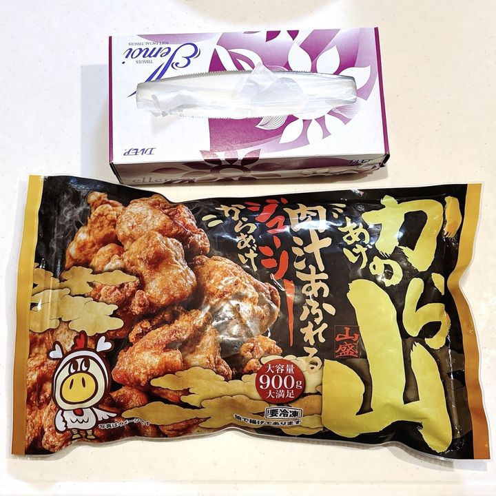 ティッシュよりも大きい