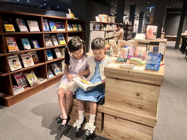 【佐賀県嬉野市】和多屋別荘に、夏休みファミリー向け宿泊プラン登場！館内アートツアーや創香体験も