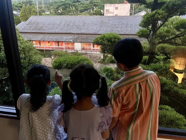 【佐賀県嬉野市】和多屋別荘に、夏休みファミリー向け宿泊プラン登場！館内アートツアーや創香体験も