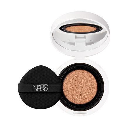 NARS ライトリフレクティング セラムクッションファンデーション