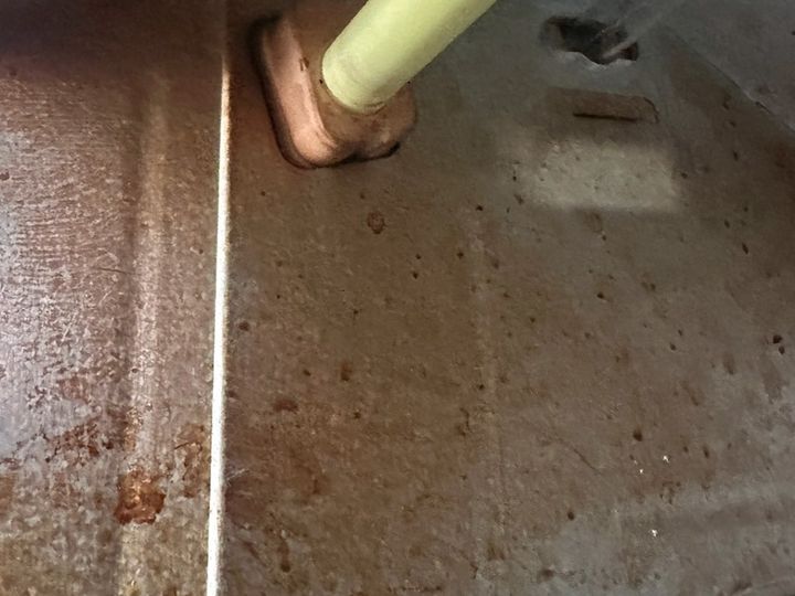 焼けたように汚れていたトースターの中