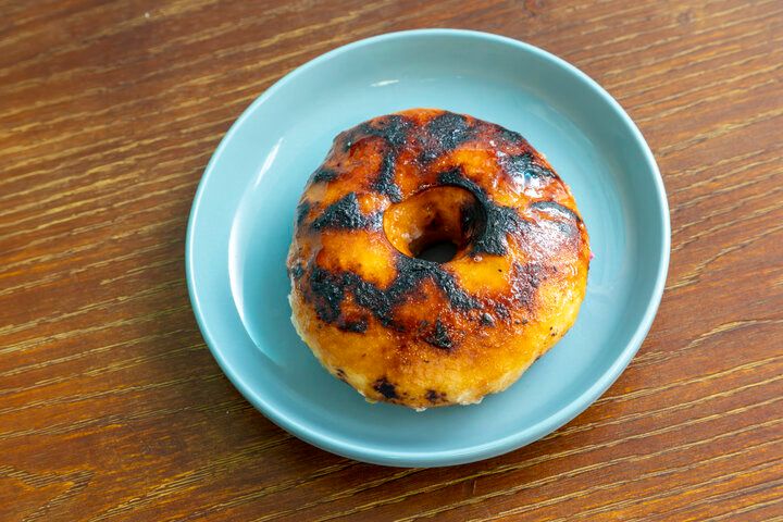 横須賀らしいポップな雰囲気に心が躍る♪ 生地と材料にこだわった手作りドーナツ店「TOPOFF DONUTS」