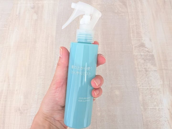 服の上から使う ひんやりミスト 150ml ￥990／無印良品