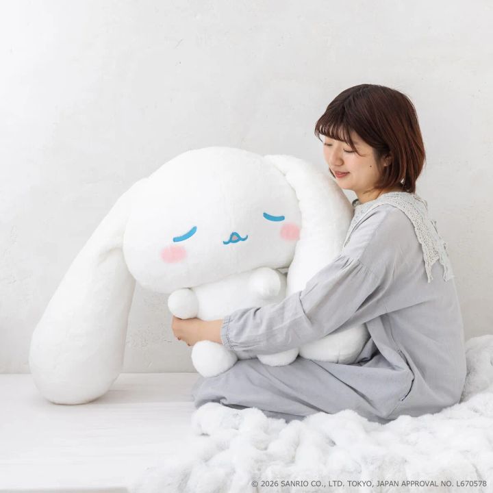 タカラトミーアーツ「サンリオキャラクターズ With my friend！ 大きなぬいぐるみ むにゃむにゃシナモロール」イメージ