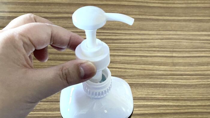 【ダイソー】うわ、完全に売り場でスルーしてた。『食器用洗剤ポンプ』が想像以上に使える！便利すぎる！