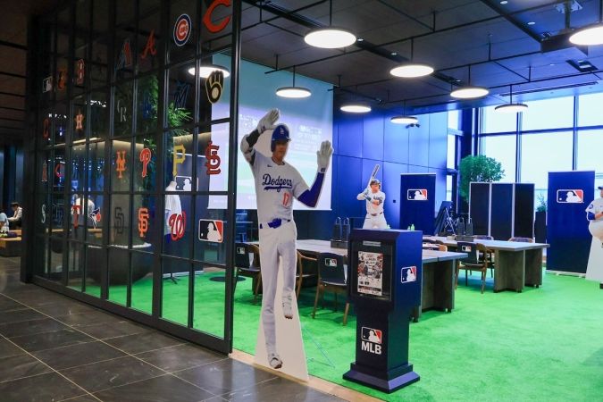 MLB Breakfast Club 外観