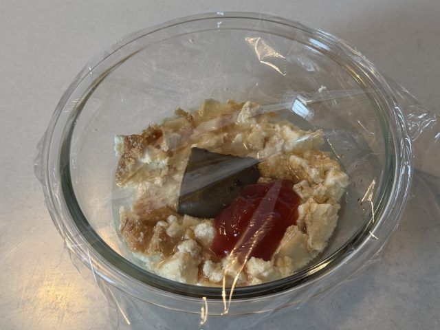 材料を入れたボウル