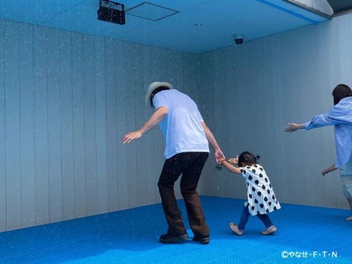 細かな水しぶきのエリア