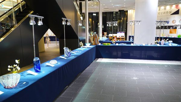 【東京都江東区】7月5日の江戸切子の日に合わせ、若手職人の受賞作品展示や限定品販売フェアを開催中