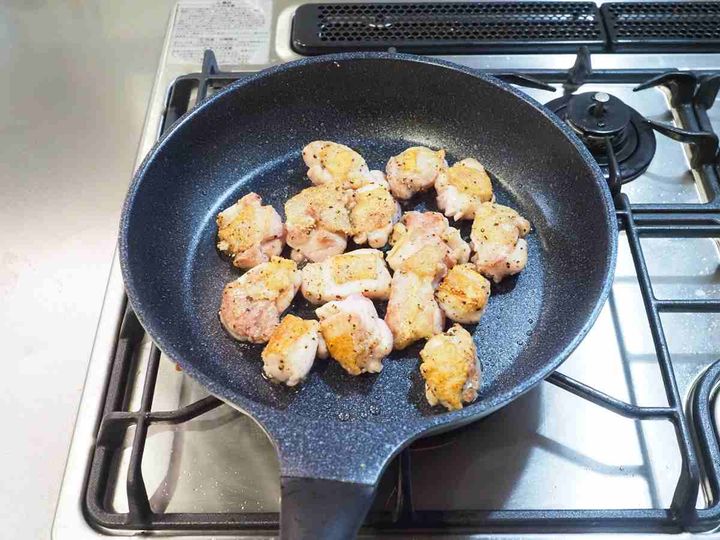 鶏もも肉と玉ねぎの甘酢炒め