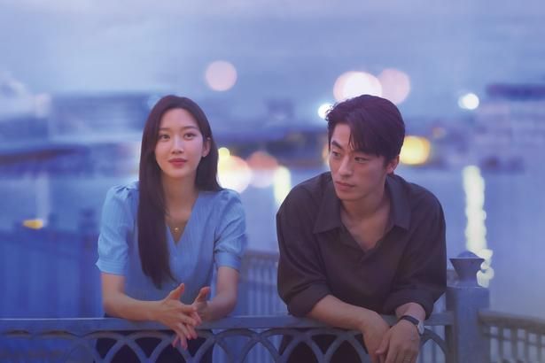 『サヨナラの引力』は公開中 [c] 2025 KC VENTURES CO., LTD AND K WAVE MEDIA LTD ALL RIGHTS RESERVED.