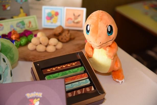 グランド アドベンチャー バトンショコラ 撮影：ソムタム田井 (C)Pokémon. (C)Nintendo/Creatures Inc./GAME FREAK inc. ポケットモンスター・ポケモン・Pokémonは任天堂・クリーチャーズ・ゲームフリークの登録商標です。