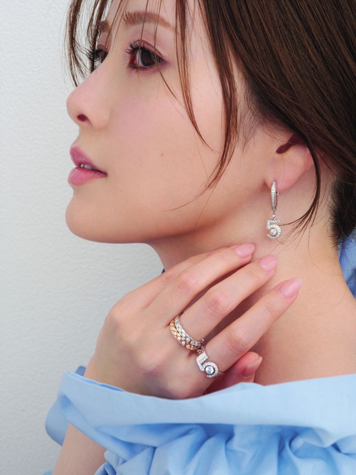 Mai Shiraishi InRed Cover 20260809