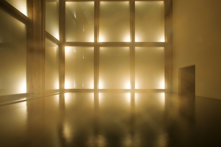 宿泊者専用の温泉「メディテイションバス」
