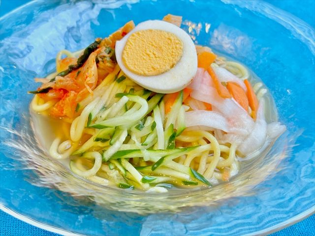 成城石井自家製 韓国風冷やし中華（自家製麺使用）