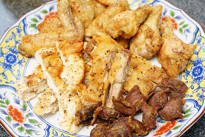 さまざまな部位をノンフライヤーで焼いて楽しむのはかなり楽しいのです