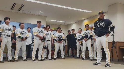 “スポーツライブ＋”でソフトバンクホークスを追いかけたドキュメンタリー映画を放送