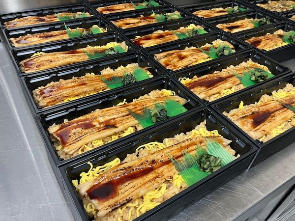 【大阪府大阪市】「錦水館 まめたぬき」が看板商品「煮あなごめし」をリニューアル！大阪の店舗で販売