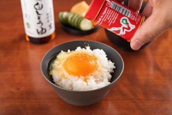 【山梨県都留市】新感覚の七味唐辛子「7me(シチミー)」がYouTuberヒカル氏プロデュースの宿泊施設に登場