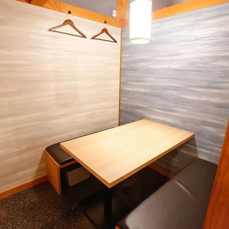 【大阪府大阪市】牡蠣と海鮮 にほんいち 堺筋本町店「鱧の湯引き」の注文で、純米酒「招徳」をサービス