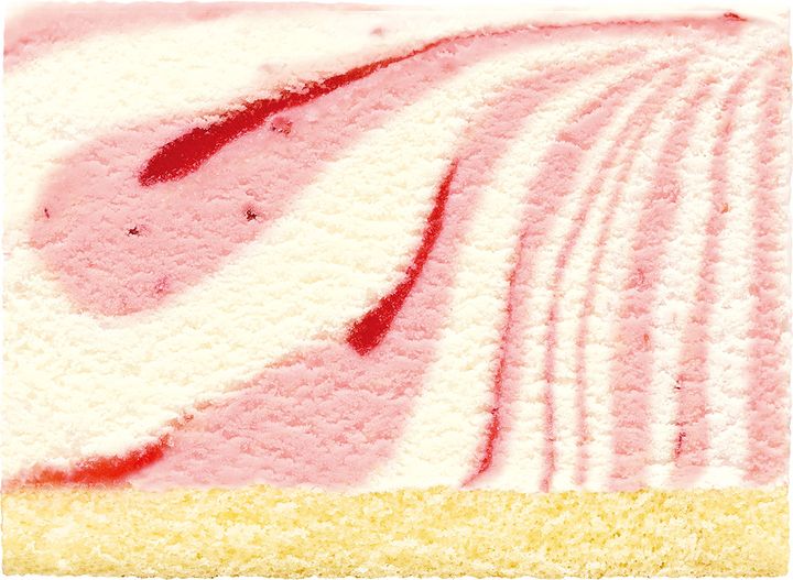 ストロベリーリボン入りストロベリー×バニラ（ホワイトスポンジ）