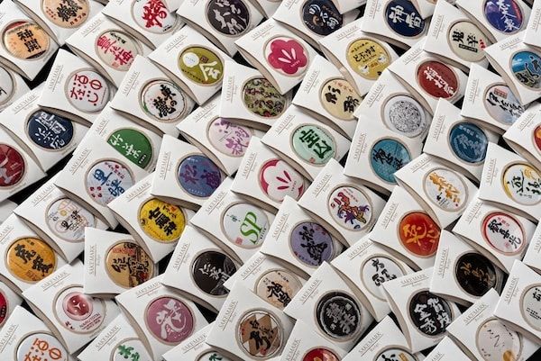 「SAKE缶バッジ」と「JapanArtTile」をSAKEMARKが国内外に本格発信！