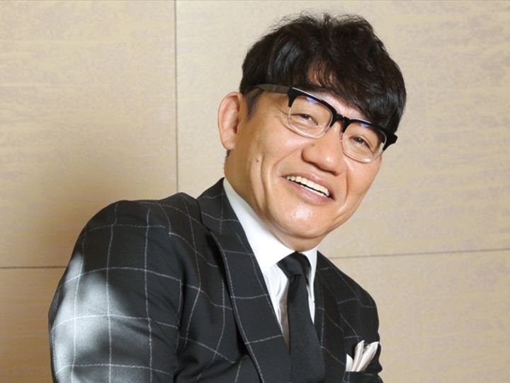連続テレビ小説『風、薫る』で帝都医大病院の用務員・柴田万作を演じる飯尾和樹 クランクイン！ 写真：高野広美 width=