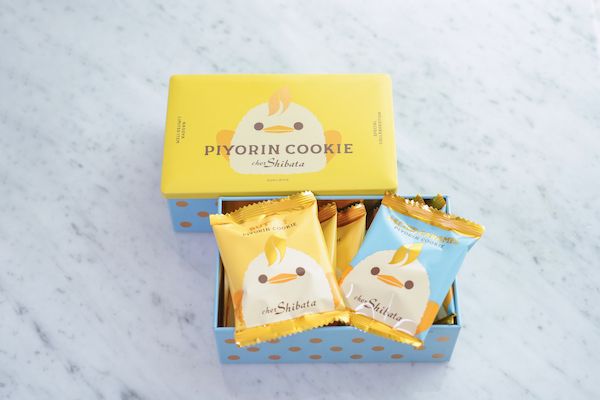 【愛知県名古屋市】シェ・シバタ×ぴよりんがコラボしたバタークッキー缶を発売。名古屋土産にもおすすめ