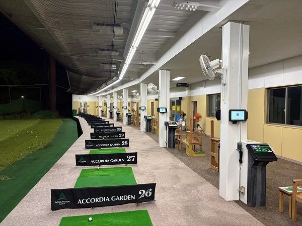 【千葉県船橋市・千葉市・佐倉市・柏市】ゴルフ練習場アコーディア・ガーデン4施設に弾道測定システム「TRACKMAN RANGE」導入
